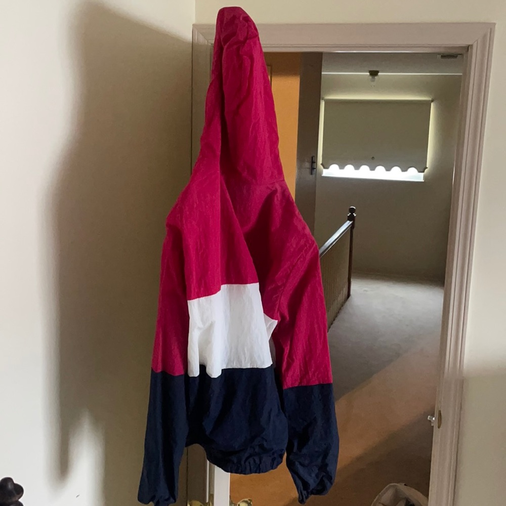 Womens windbreaker
